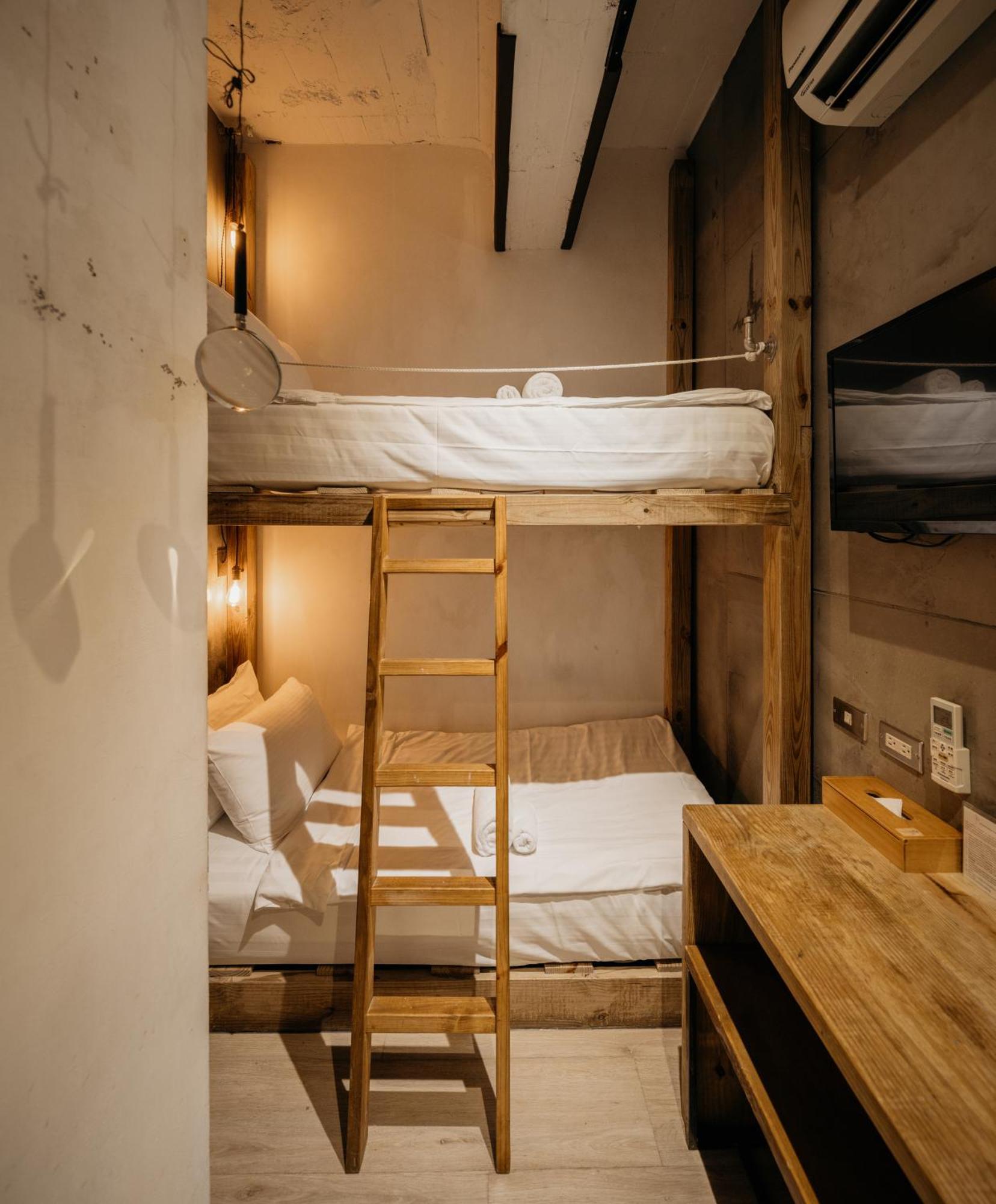 Just Inn 正旅館 北車 Тайбей Екстер'єр фото